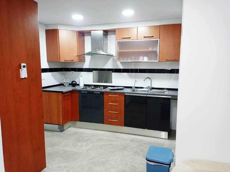 4 APTOS FULLY EQUIPPED STUDIOs NEARLY CENTER Elche Exterior foto