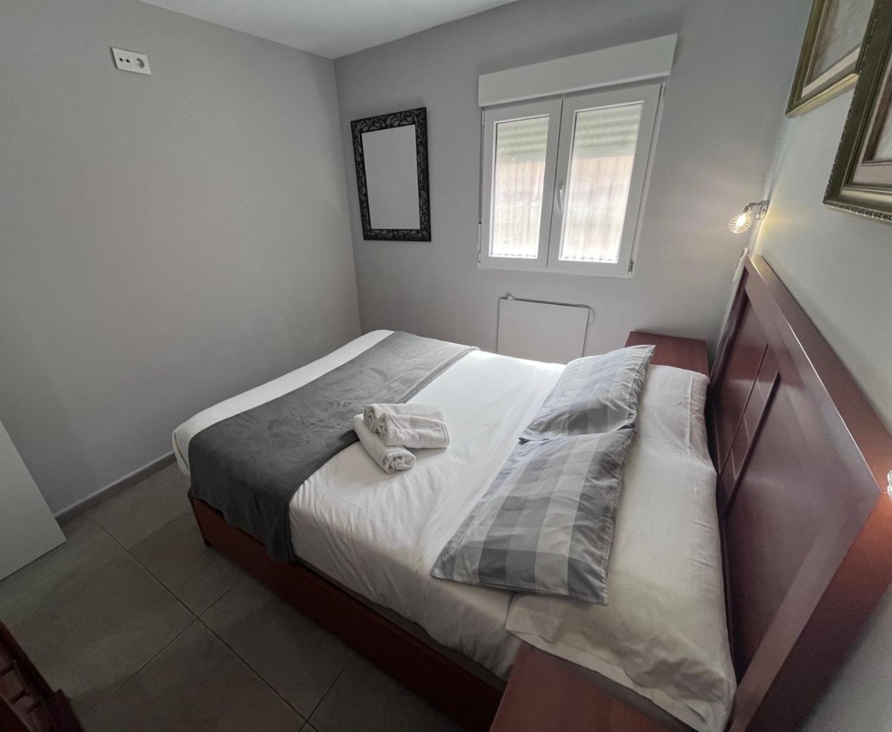 4 APTOS FULLY EQUIPPED STUDIOs NEARLY CENTER Elche Exterior foto