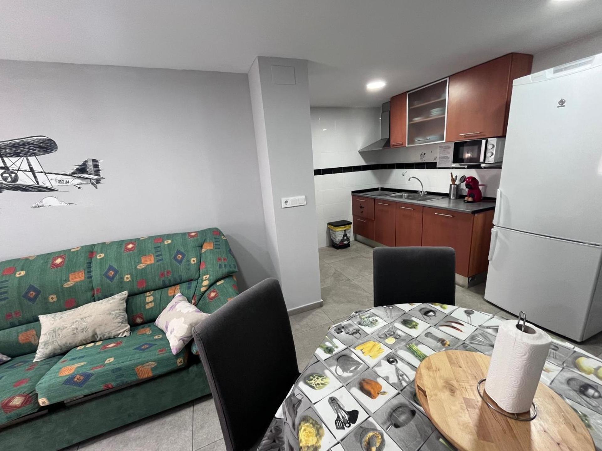4 APTOS FULLY EQUIPPED STUDIOs NEARLY CENTER Elche Exterior foto