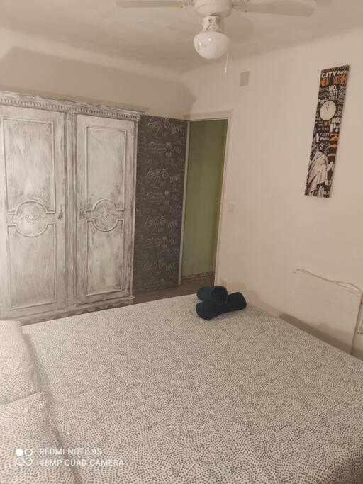 4 APTOS FULLY EQUIPPED STUDIOs NEARLY CENTER Elche Zimmer foto