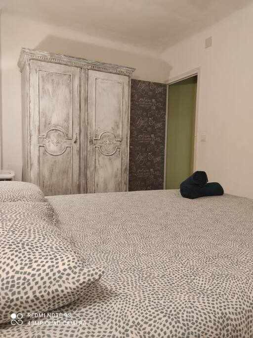 4 APTOS FULLY EQUIPPED STUDIOs NEARLY CENTER Elche Zimmer foto